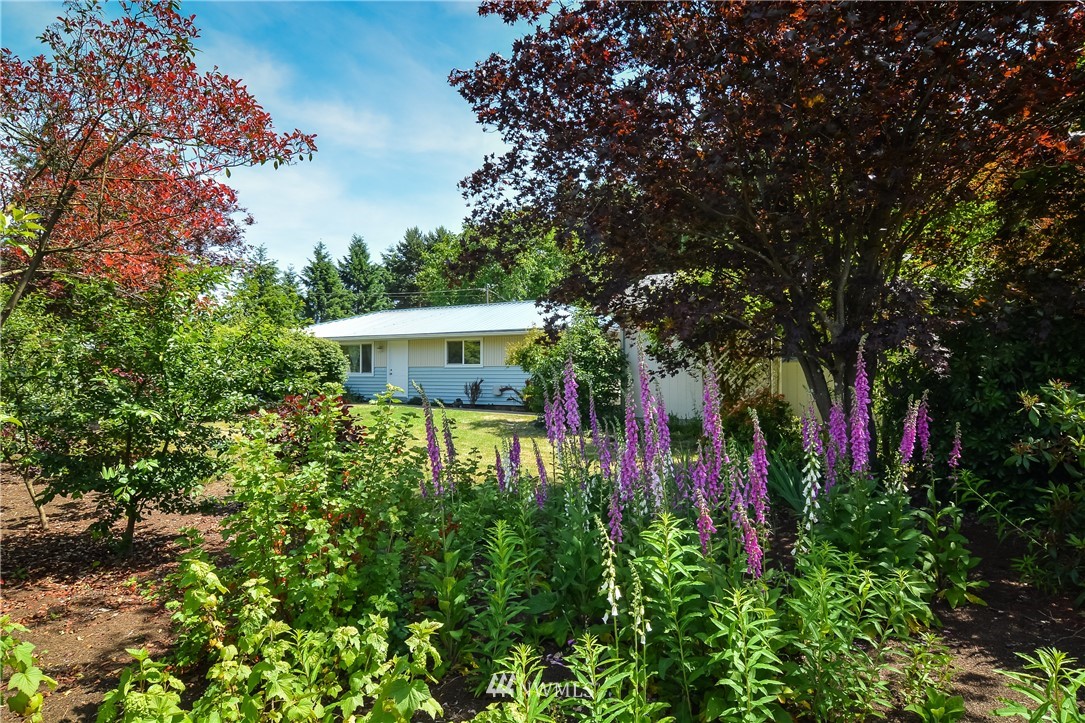 8915 178th Avenue Southwest Rochester, WA 98579 - Photo 1 of 22