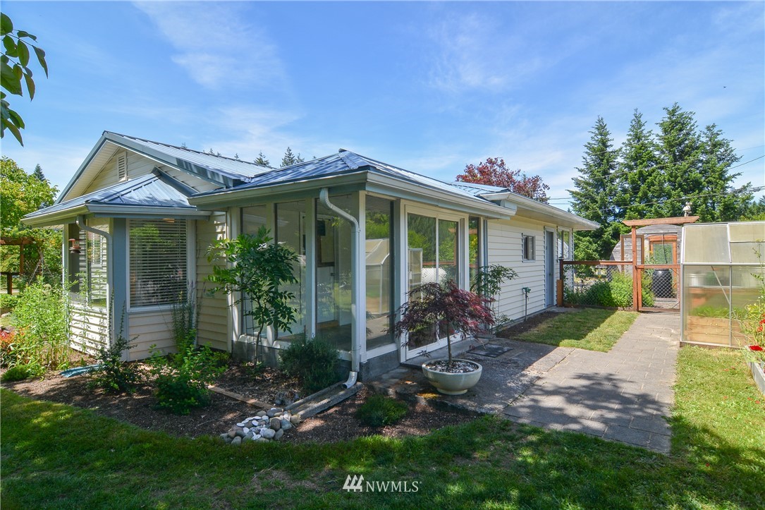 8915 178th Avenue Southwest Rochester, WA 98579 - Photo 14 of 22