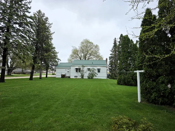 $119,900 | 60 Grove Street, Prophetstown, IL 61277