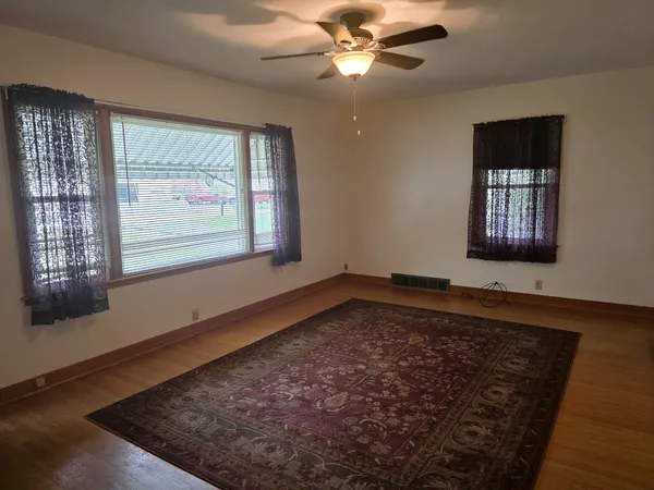 $119,900 | 60 Grove Street, Prophetstown, IL 61277
