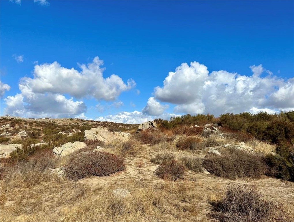 0 Green Meadow Road Temecula, CA 92592 - Photo 18 of 19 a view of a sky
