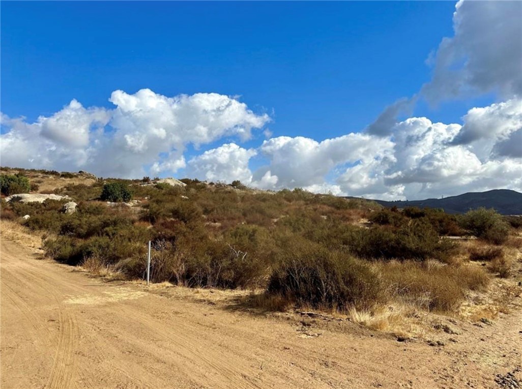 0 Green Meadow Road Temecula, CA 92592 - Photo 19 of 19 a view of a dry yard