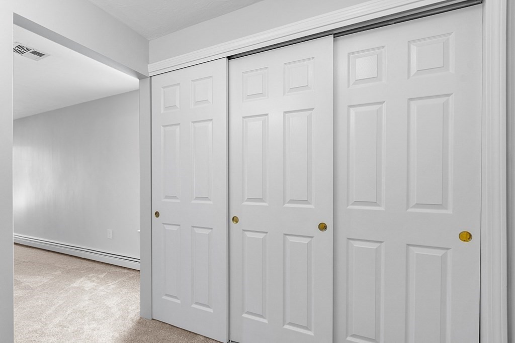 608 Ridgefield Circle, Unit A Clinton, MA 01510 - Photo 16 of 34 Gallery Image 16