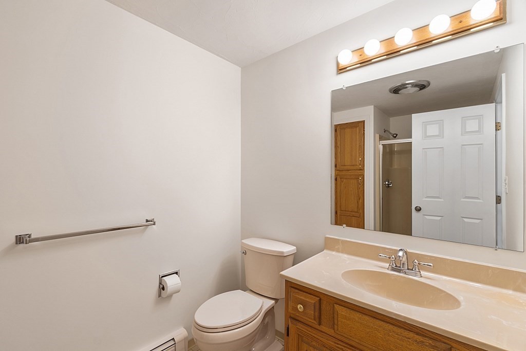608 Ridgefield Circle, Unit A Clinton, MA 01510 - Photo 17 of 34 Gallery Image 17