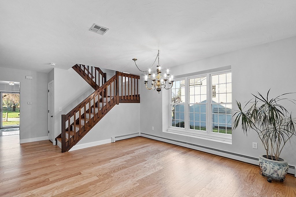 608 Ridgefield Circle, Unit A Clinton, MA 01510 - Photo 6 of 34 Gallery Image 6