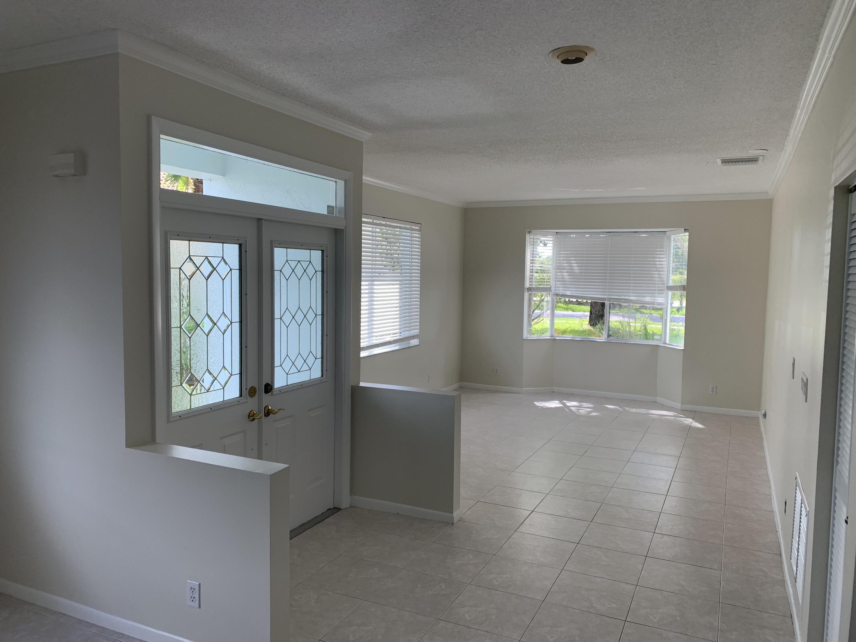 10837 Palm Spring Drive Boca Raton, FL 33428 - Photo 5 of 21 IMG-3907