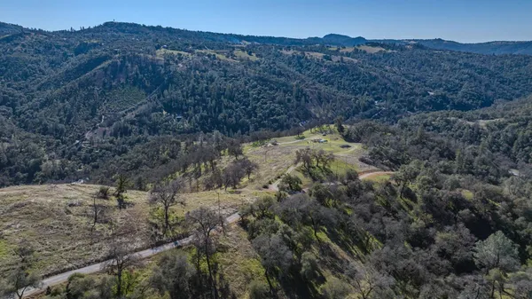 $655,000 | 7606 South 49th Highway, Jackson, CA 95642