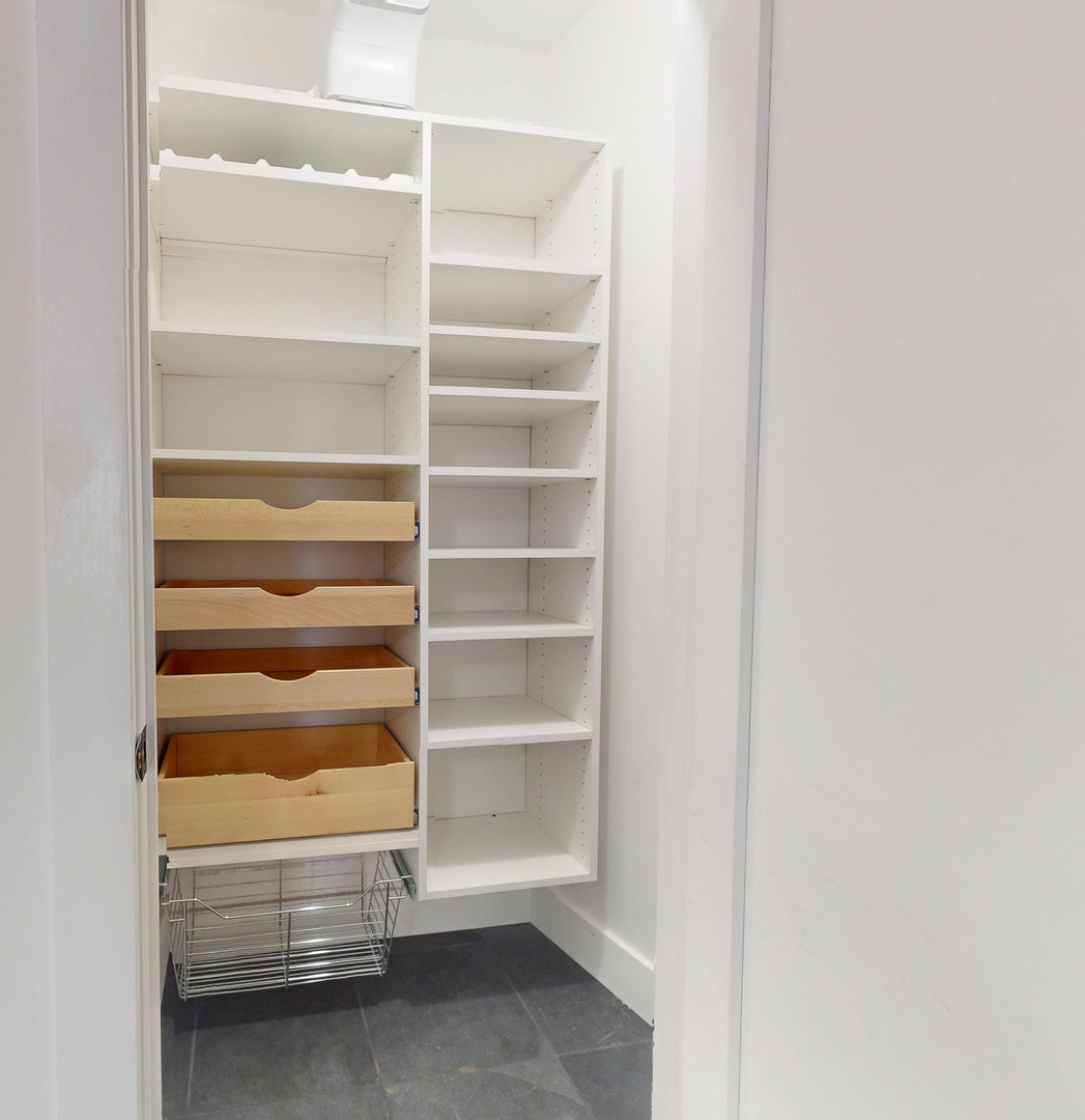 118 Pima Lane Loda, IL 60948 - Photo 9 of 50 a view of walk in closet with empty racks