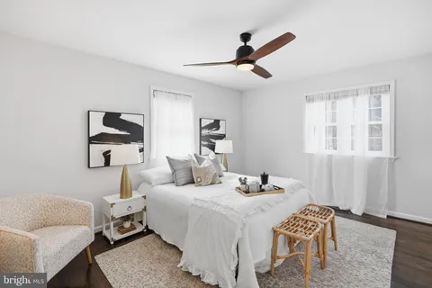 $835,000 | 6721 Kenwood Forest Lane, Unit 45, Chevy Chase, MD 20815