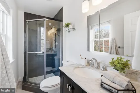 $835,000 | 6721 Kenwood Forest Lane, Unit 45, Chevy Chase, MD 20815