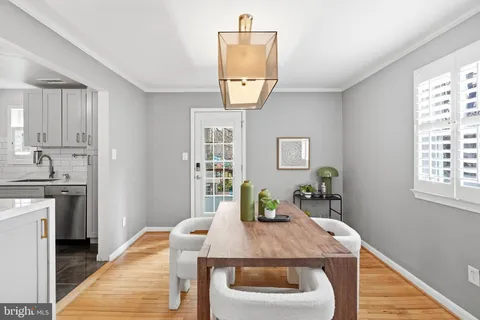 $835,000 | 6721 Kenwood Forest Lane, Unit 45, Chevy Chase, MD 20815