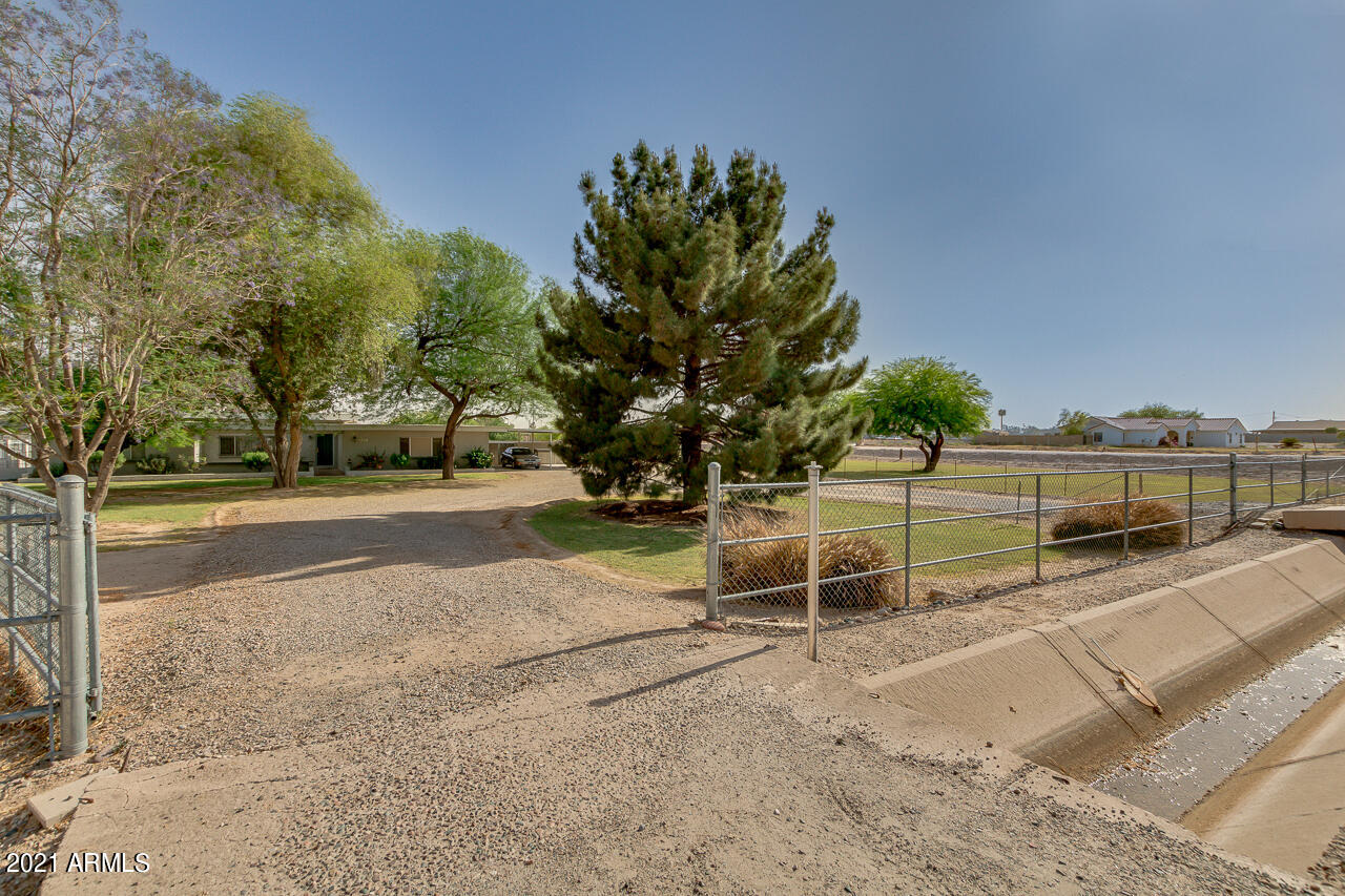 16437 West Lower Buckeye Road Goodyear, AZ 85338 - Photo 2 of 63 02-Lower Buckeye