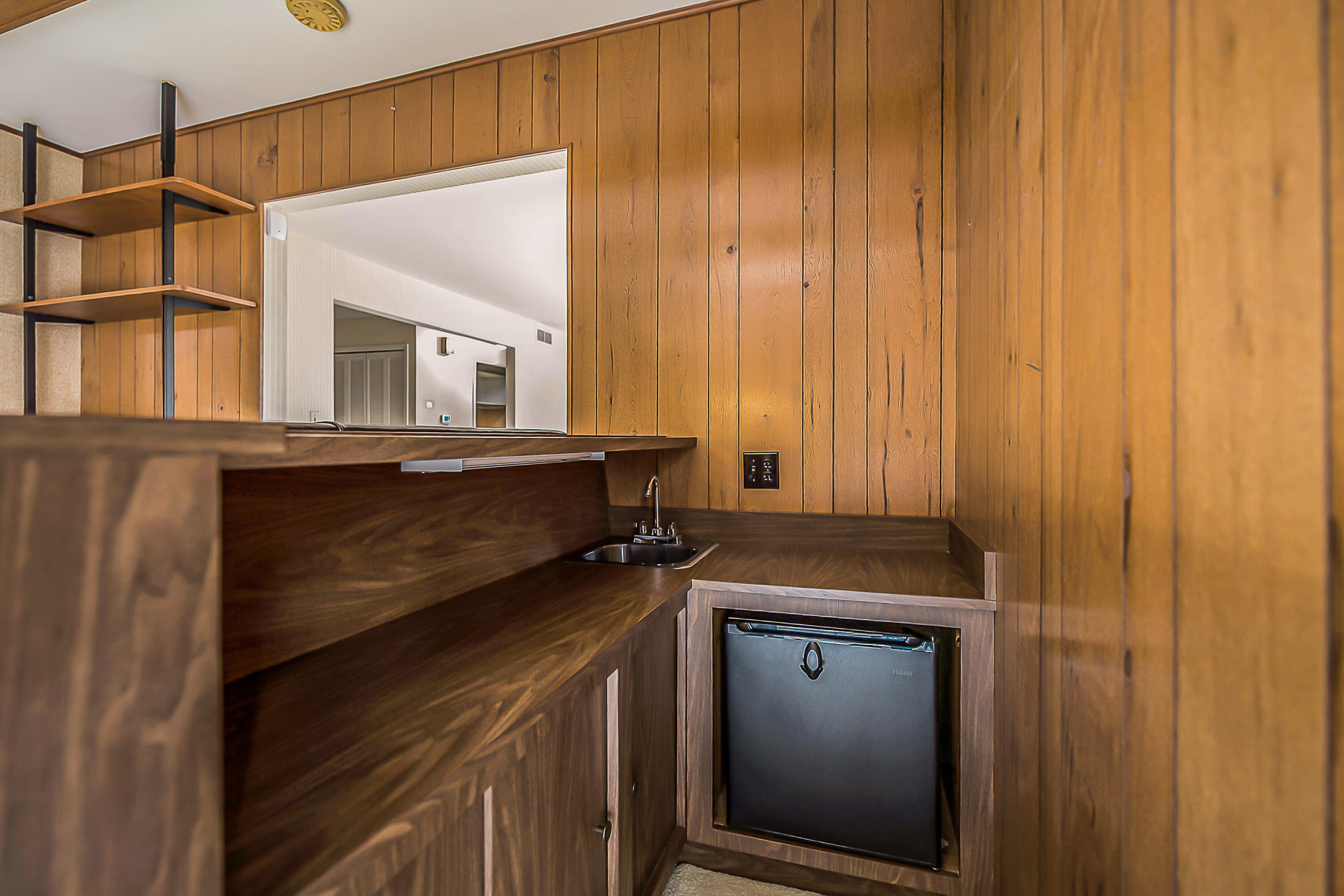 3483 Brassow Road Saline, MI 48176 - Photo 14 of 65 Wet bar