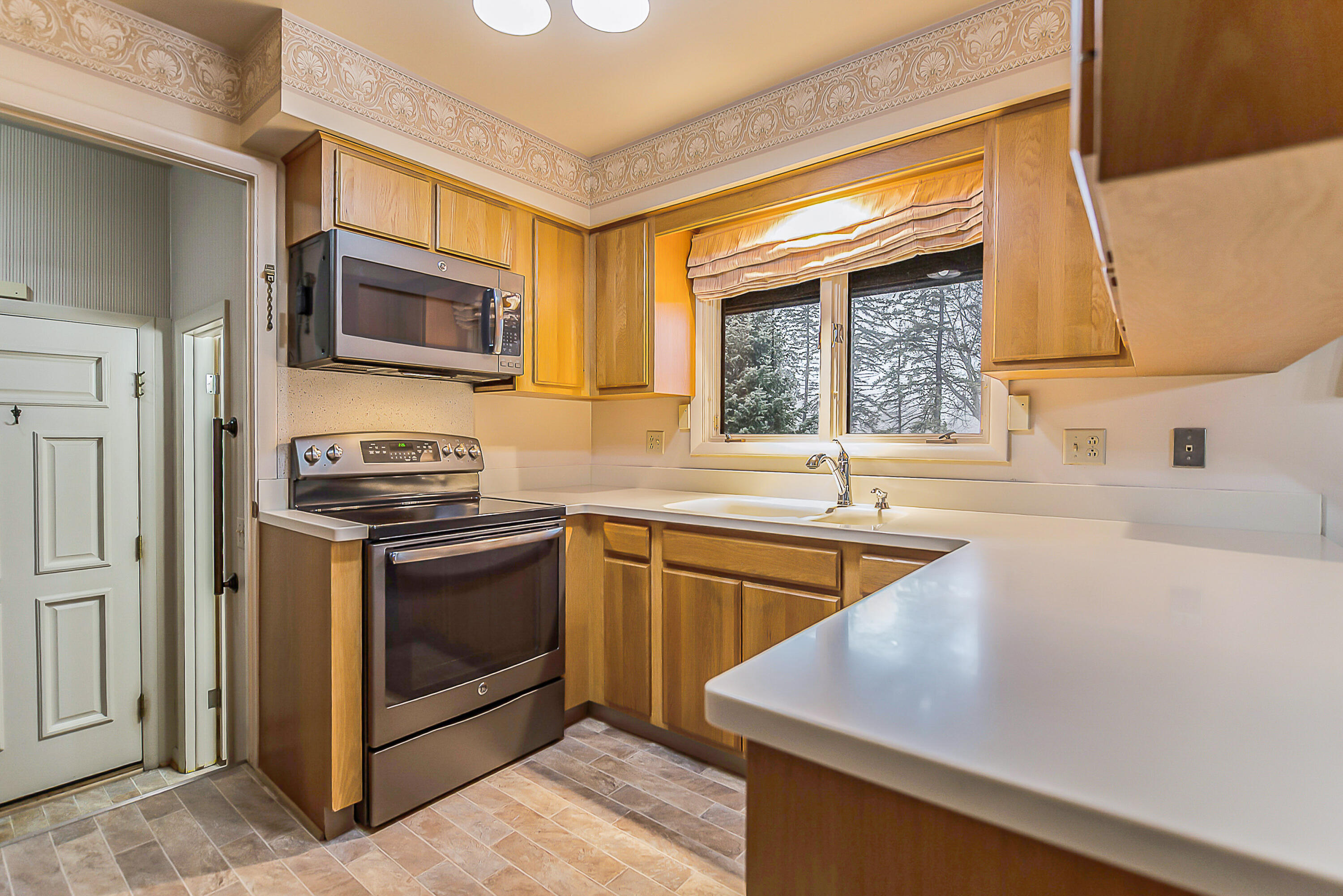 3483 Brassow Road Saline, MI 48176 - Photo 19 of 65 Kitchen