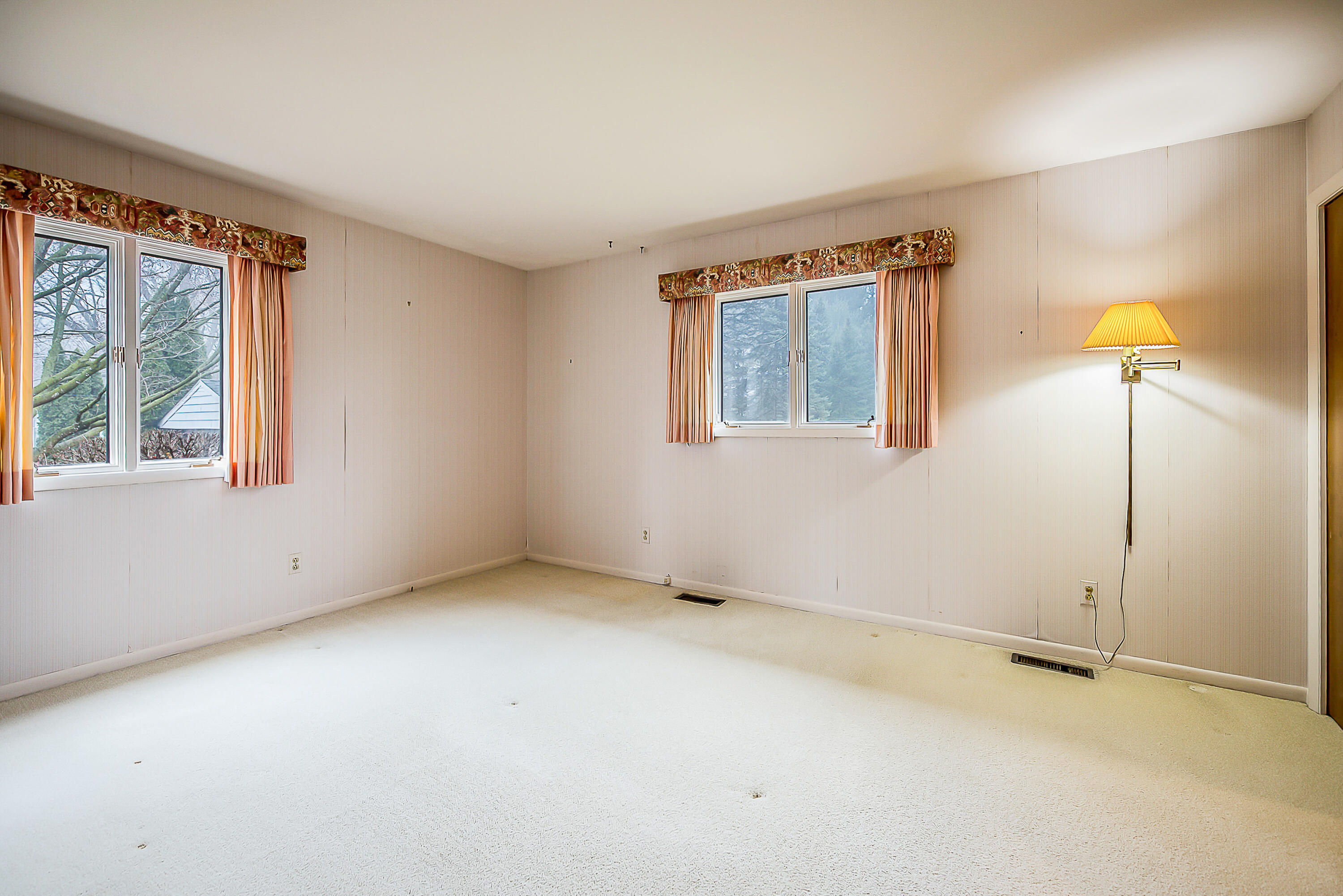 3483 Brassow Road Saline, MI 48176 - Photo 26 of 65 Primary bedroom