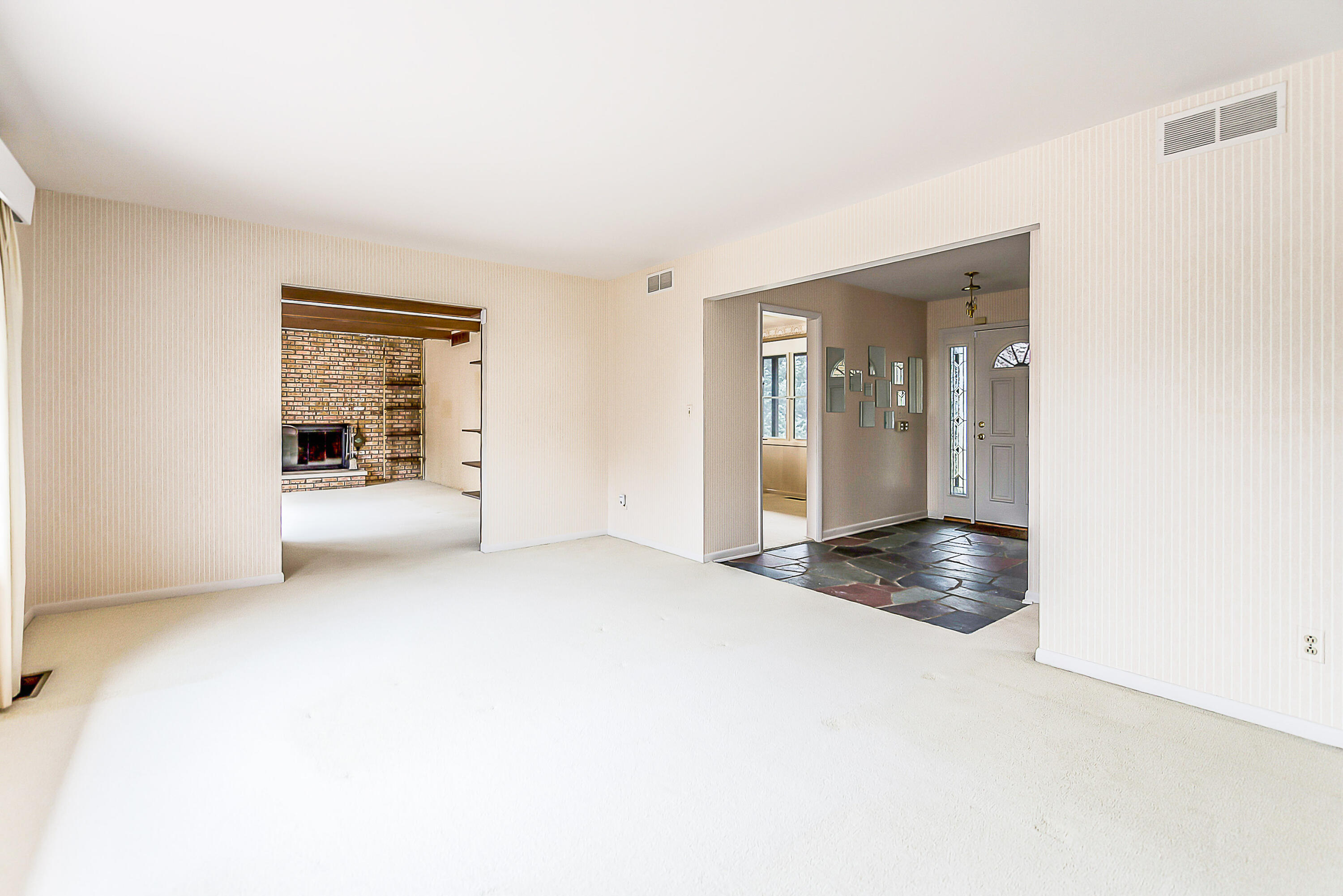 3483 Brassow Road Saline, MI 48176 - Photo 9 of 65 Living to family