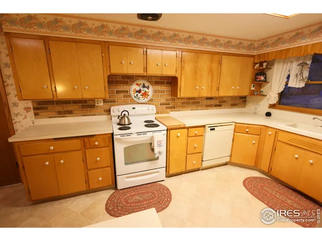 $610,000 | 1230 West 6th Street, Loveland, CO 80537