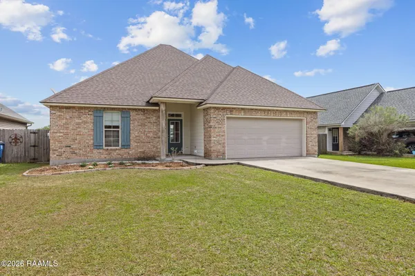 $215,000 | 501 Southeastern Avenue, Rayne, LA 70578