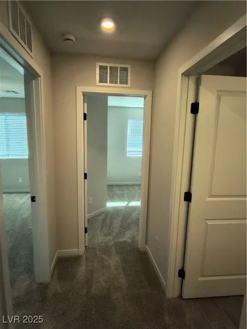 $2,600 | 10674 Bowmore Avenue, Las Vegas, NV 89166