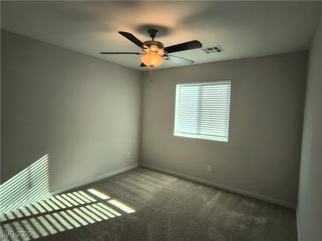 $2,600 | 10674 Bowmore Avenue, Las Vegas, NV 89166