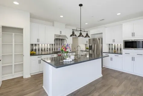 $1,249,000 | 1013 Crestline Road, San Marcos, CA 92069