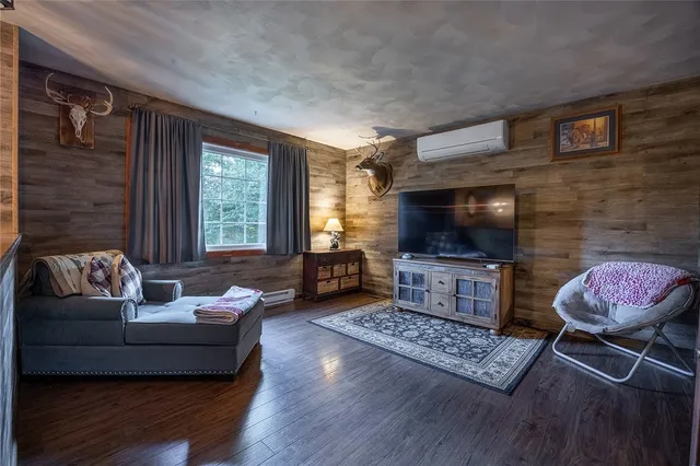 $275,000 | 300 Catlin Hill Road, Tioga, NY 13827