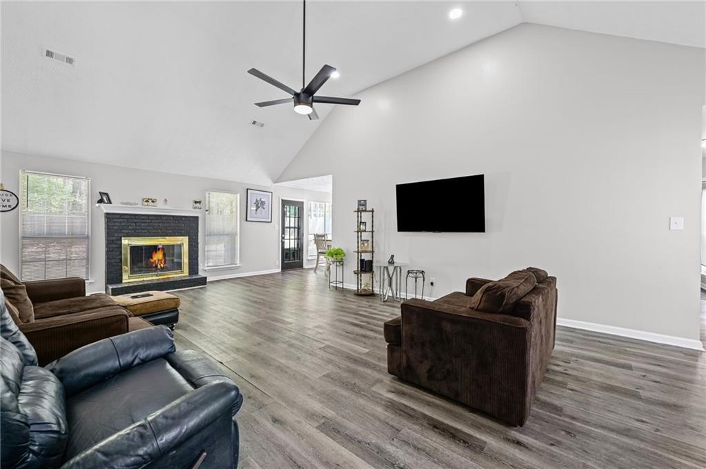 365 Cook Drive Ellenwood, GA 30294 - Photo 4 of 28