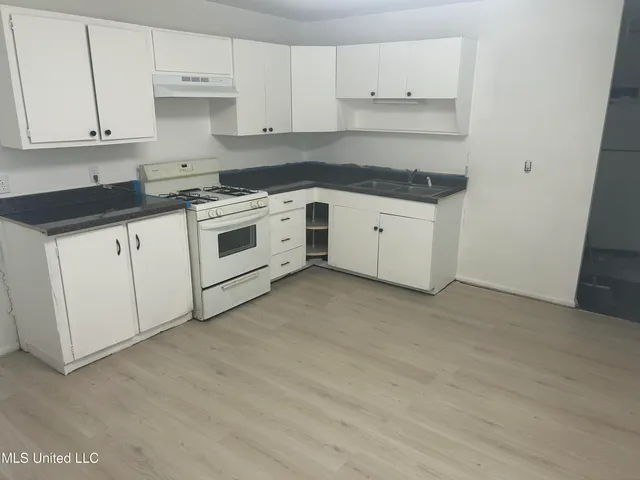 $1,150 | 2534 Cypress Avenue, Gulfport, MS 39501