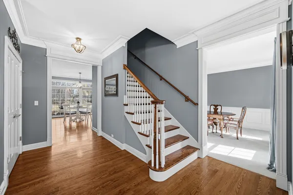 $775,000 | 40-w612 East Blue Lake Circle North, St. Charles, IL 60175