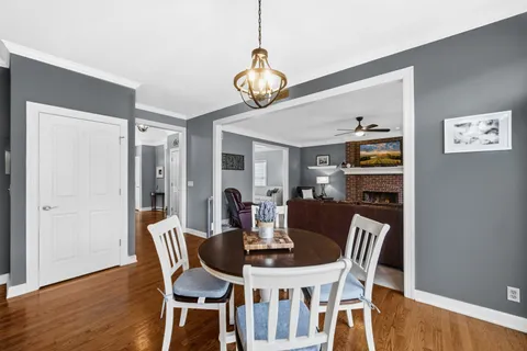 $775,000 | 40-w612 North Blue Lake Circle North, St. Charles, IL 60175