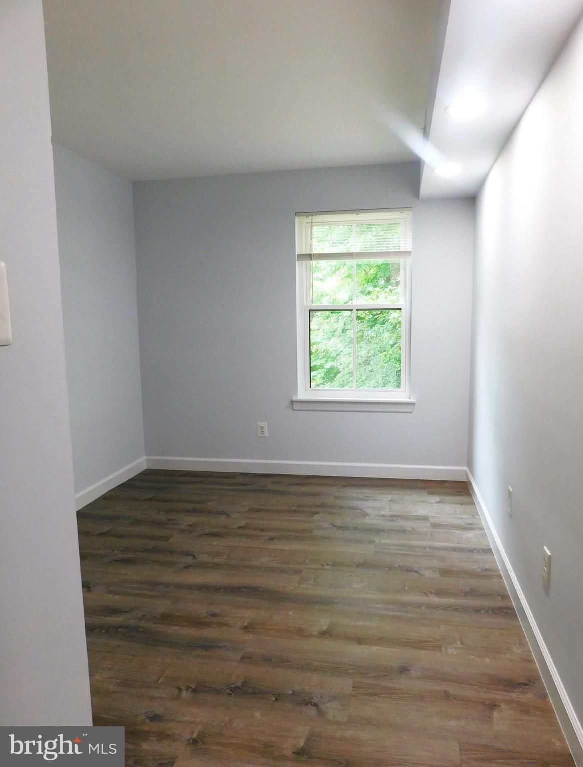 11601 Stoneview Square, Unit 11C Reston, VA 20191 - Photo 28 of 37 Windows open top & bottom & tilt 4 outside cleaing