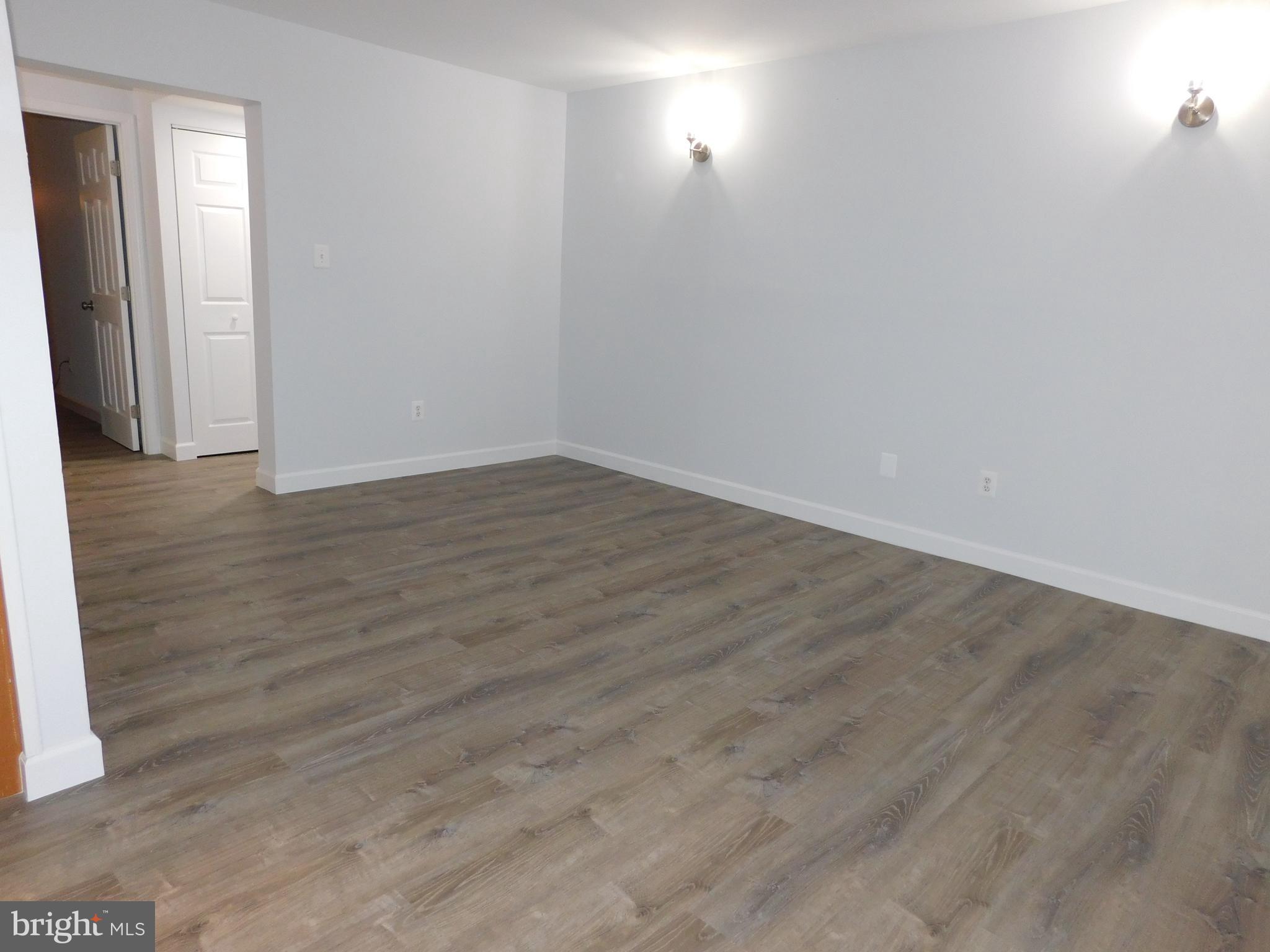 11601 Stoneview Square, Unit 11C Reston, VA 20191 - Photo 5 of 37 Custom LED lighting installed to brighten the room