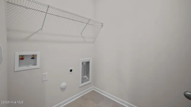 $322,990 | 1503 Stonebriar Drive, Winterville, NC 28590