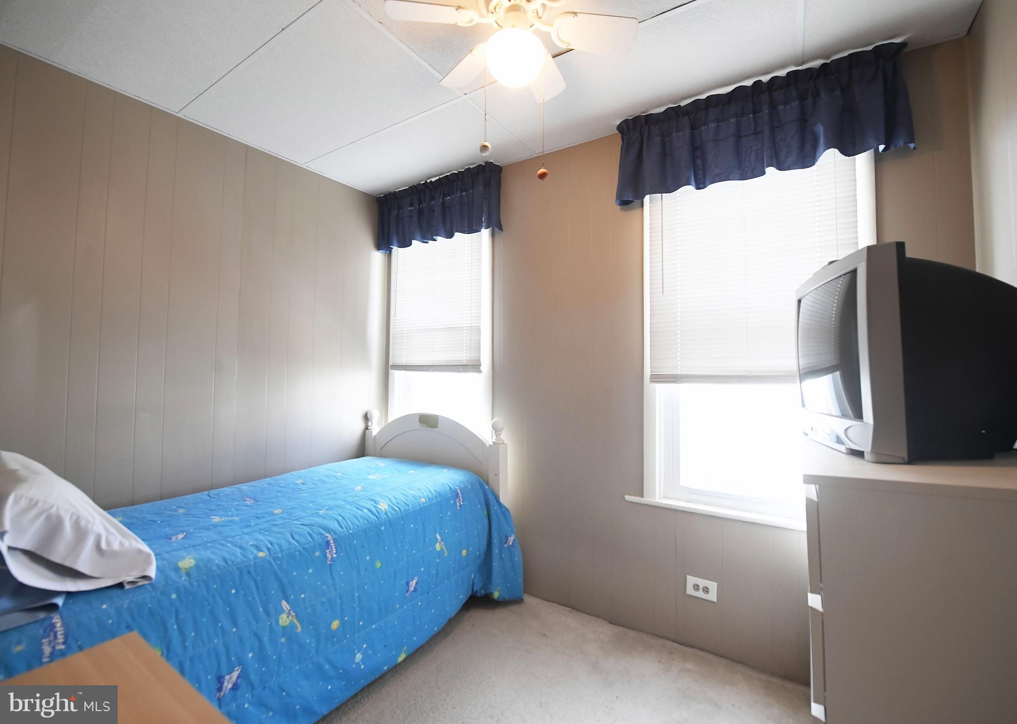 3516 Roland Avenue Baltimore, MD 21211 - Photo 21 of 23 3rd Bedroom