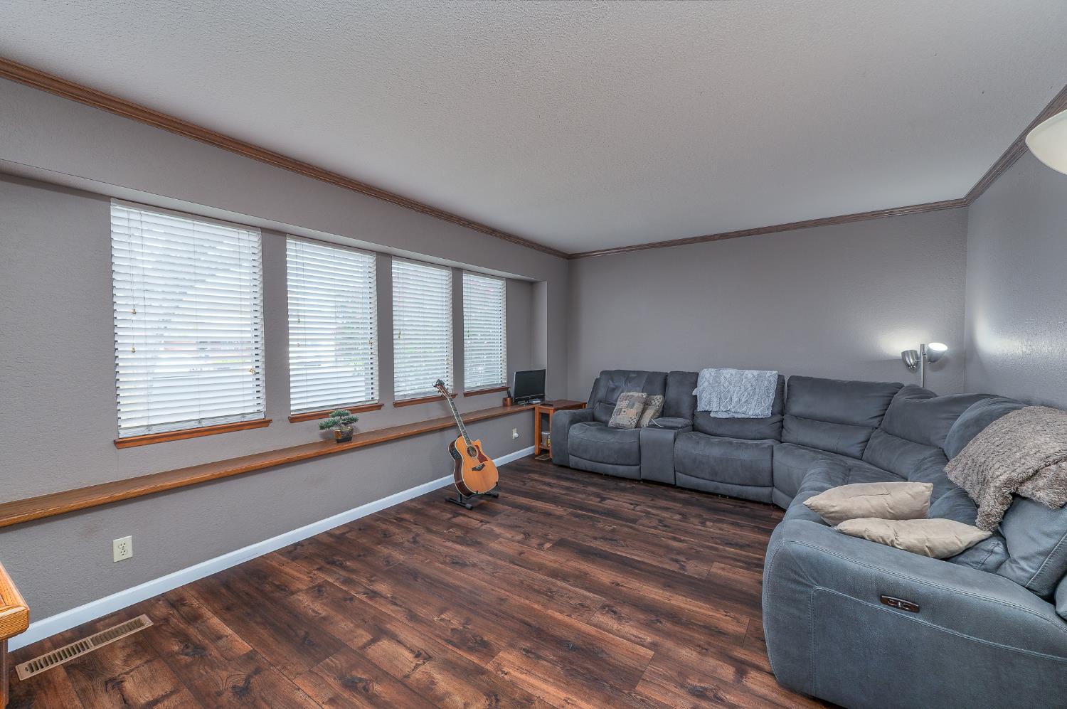 2108 Canadian Circle Modesto, CA 95356 - Photo 21 of 44