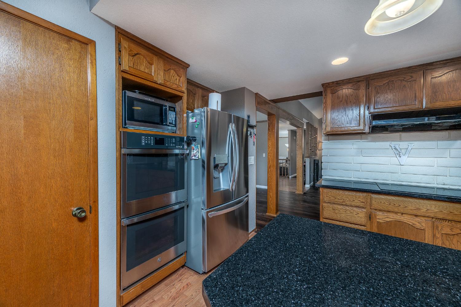 2108 Canadian Circle Modesto, CA 95356 - Photo 9 of 44