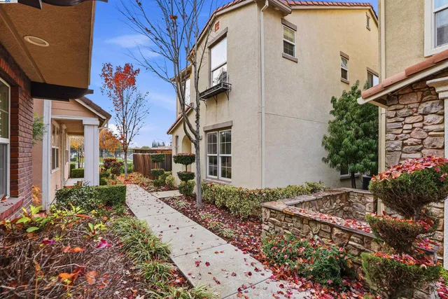 $605,000 | 1174 Juan Jose Lane, Tracy, CA 95376