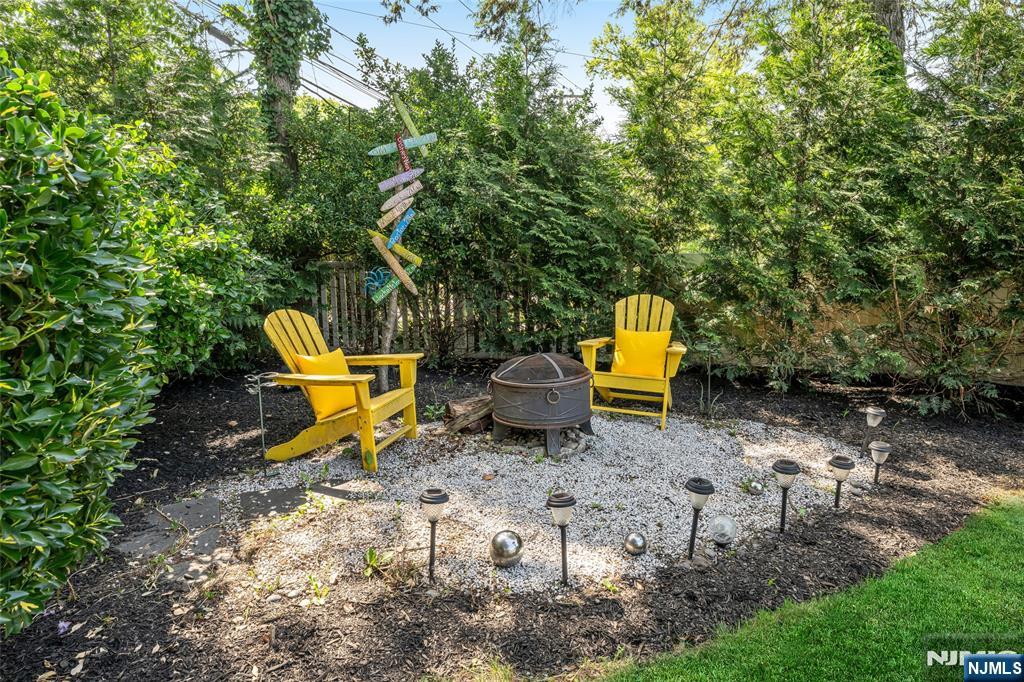 144 Spencer Place Ridgewood, NJ 07450 - Photo 37 of 44