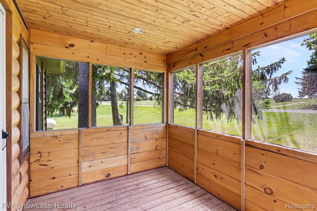 3585 East Clark Road Bath, MI 48808 - Photo 3 of 35