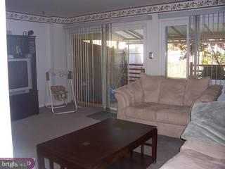 4139 Farmdale Road Philadelphia, PA 19154 - Photo 2 of 6 Gallery Image 2