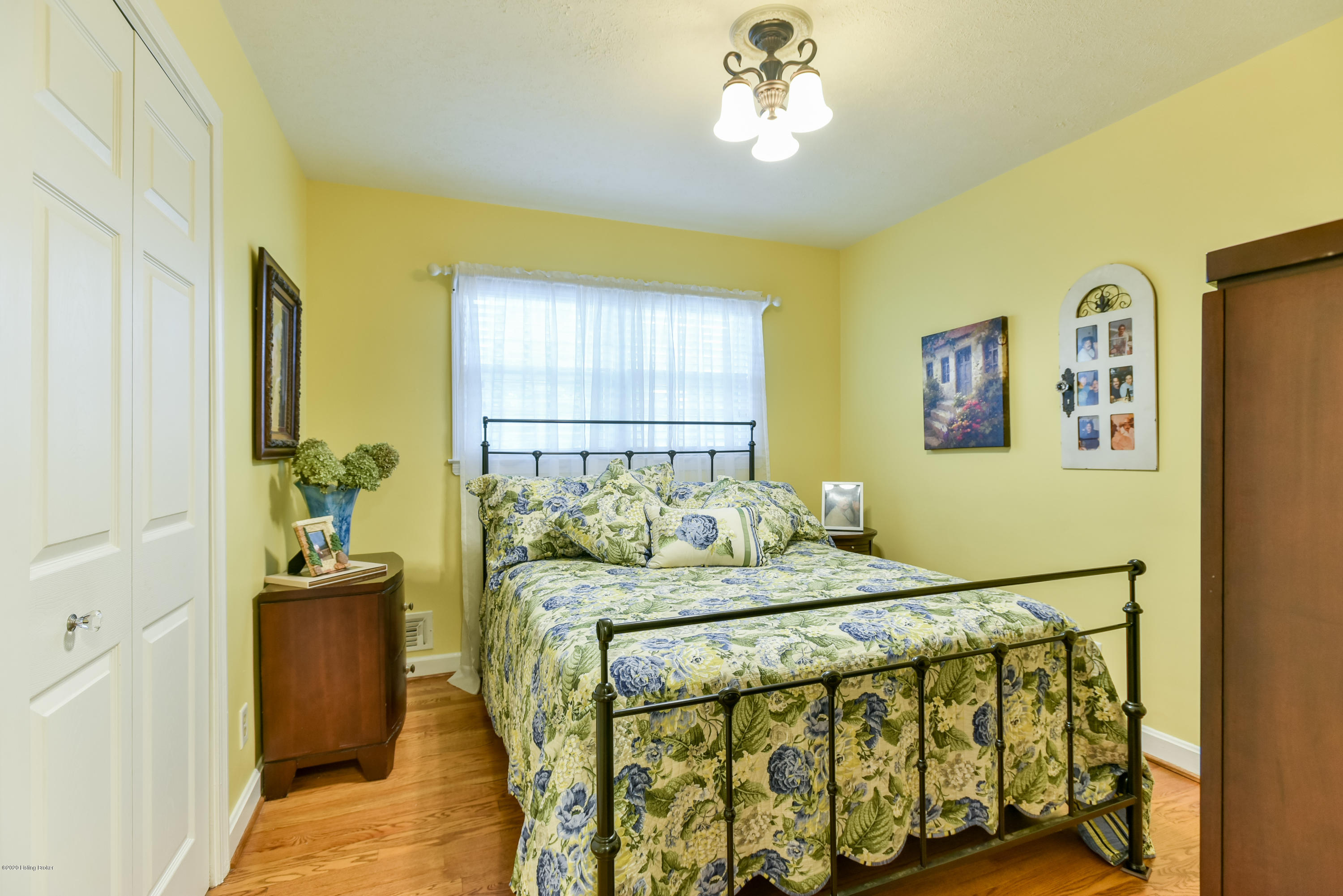 4705 Clarmar Road Louisville, KY 40299 - Photo 26 of 45 Additional bedrooms provide a calming color palettes and spacious closets