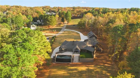 $6,500,000 | 6091 GC Crow Road, Flowery Branch, GA 30542