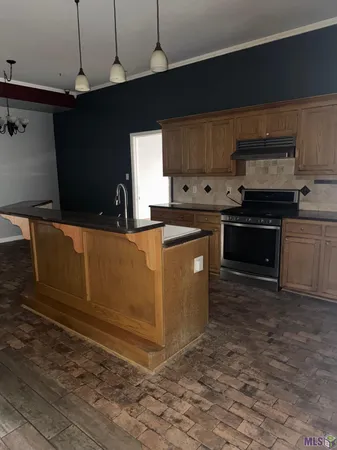 $230,000 | 13244 Arnold Road, Walker, LA 70785