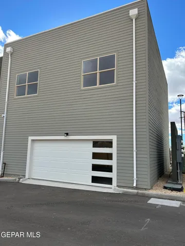 a view of outdoor space