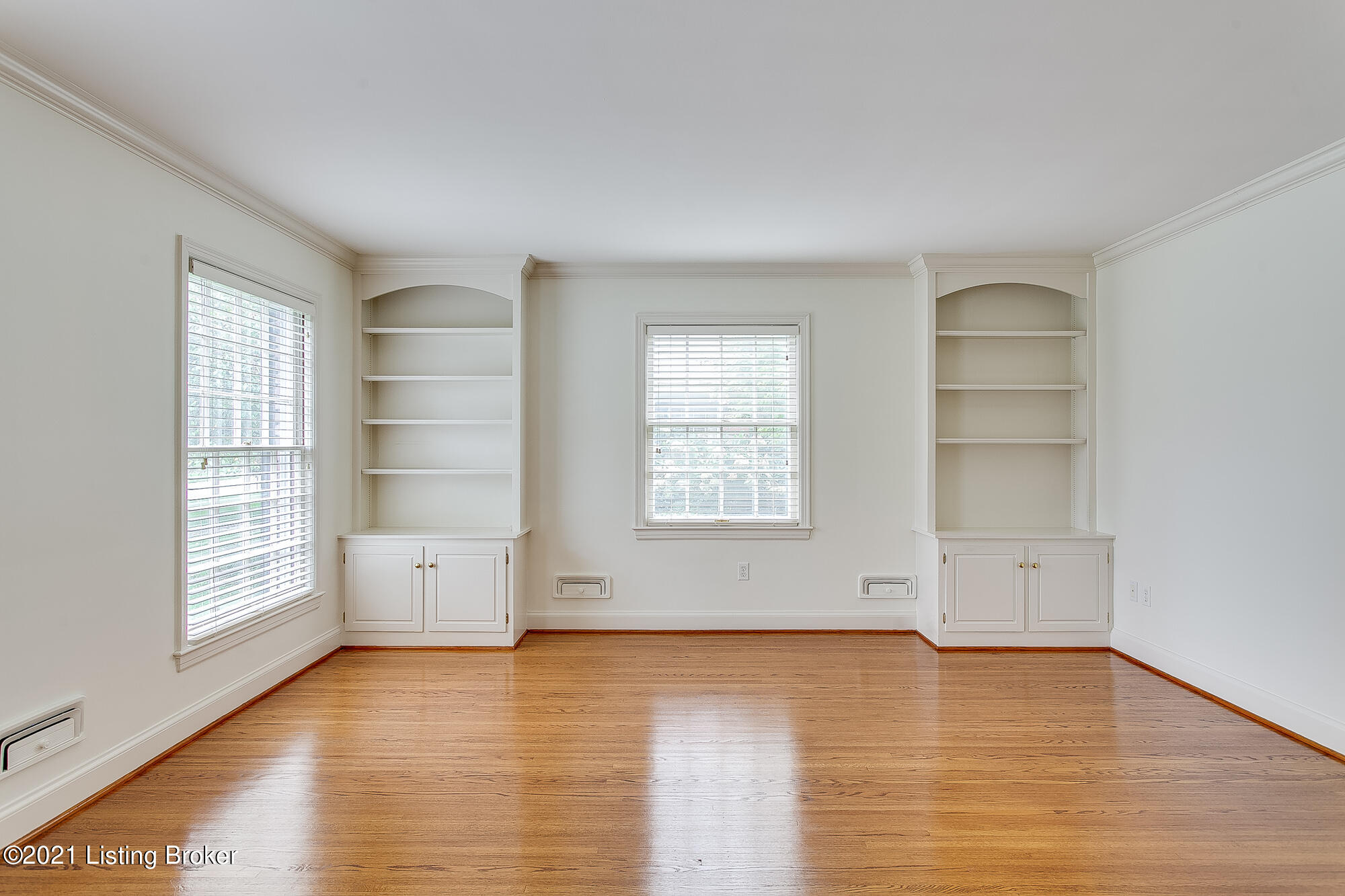 210 Sequoya Road Louisville, KY 40207 - Photo 40 of 68 210 Sequoya Rd-36