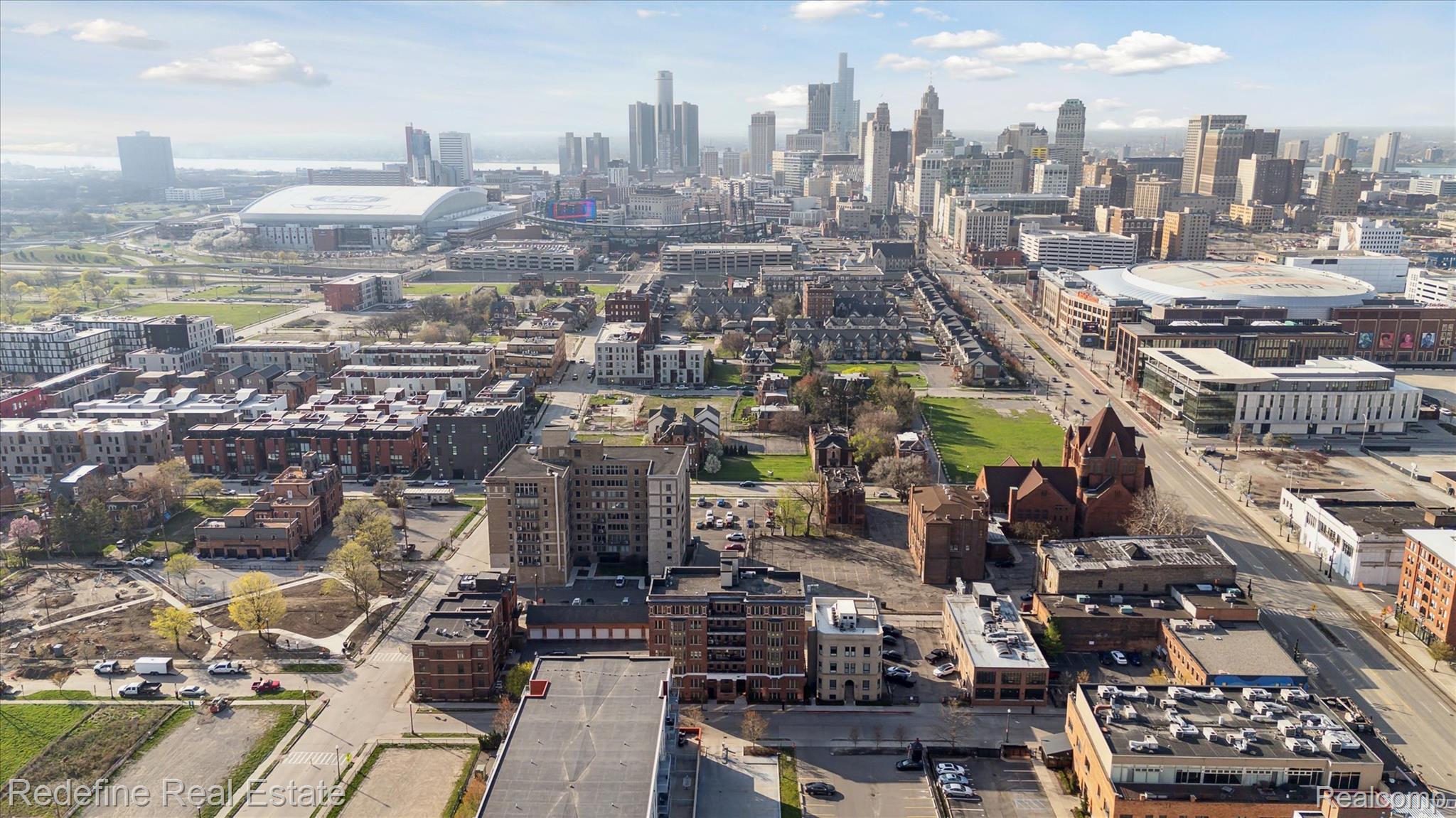 78 Watson Street, Unit 14 Detroit, MI 48201 - Photo 6 of 37 45-78-Watson-St-Unit-13-Detroit-MI-48201-WindowStill-12.jpg