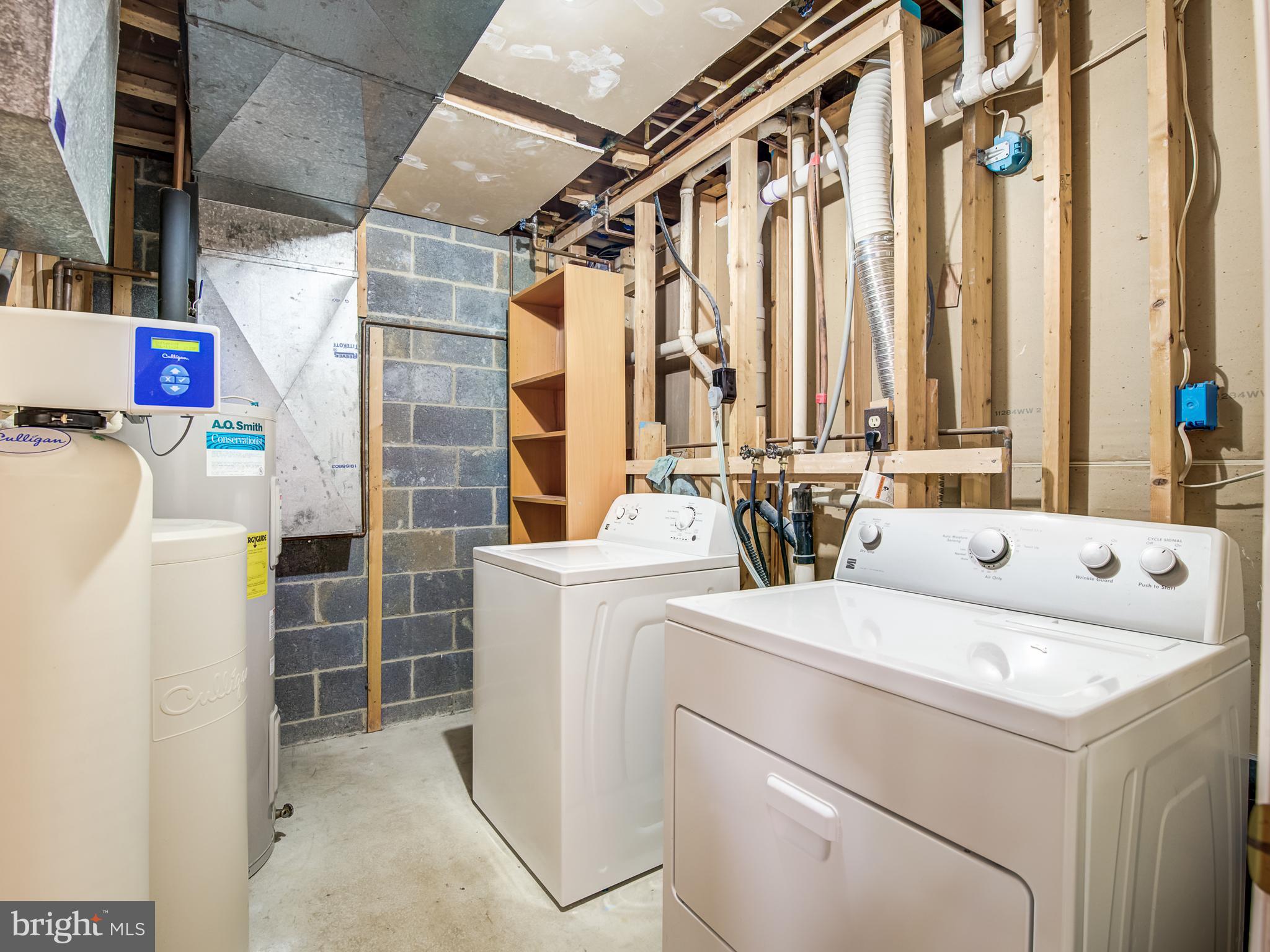 3330 Holland Cliffs Road Huntingtown, MD 20639 - Photo 31 of 64 Laundry room on 3rd level