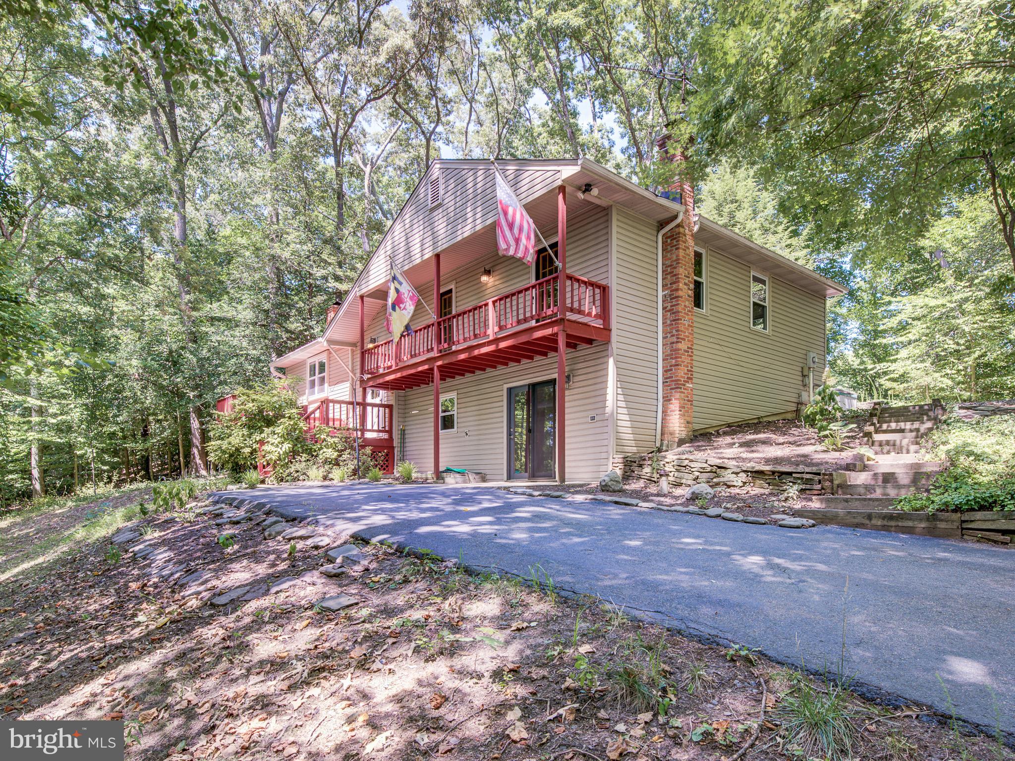 3330 Holland Cliffs Road Huntingtown, MD 20639 - Photo 38 of 64 Front w/Balcony