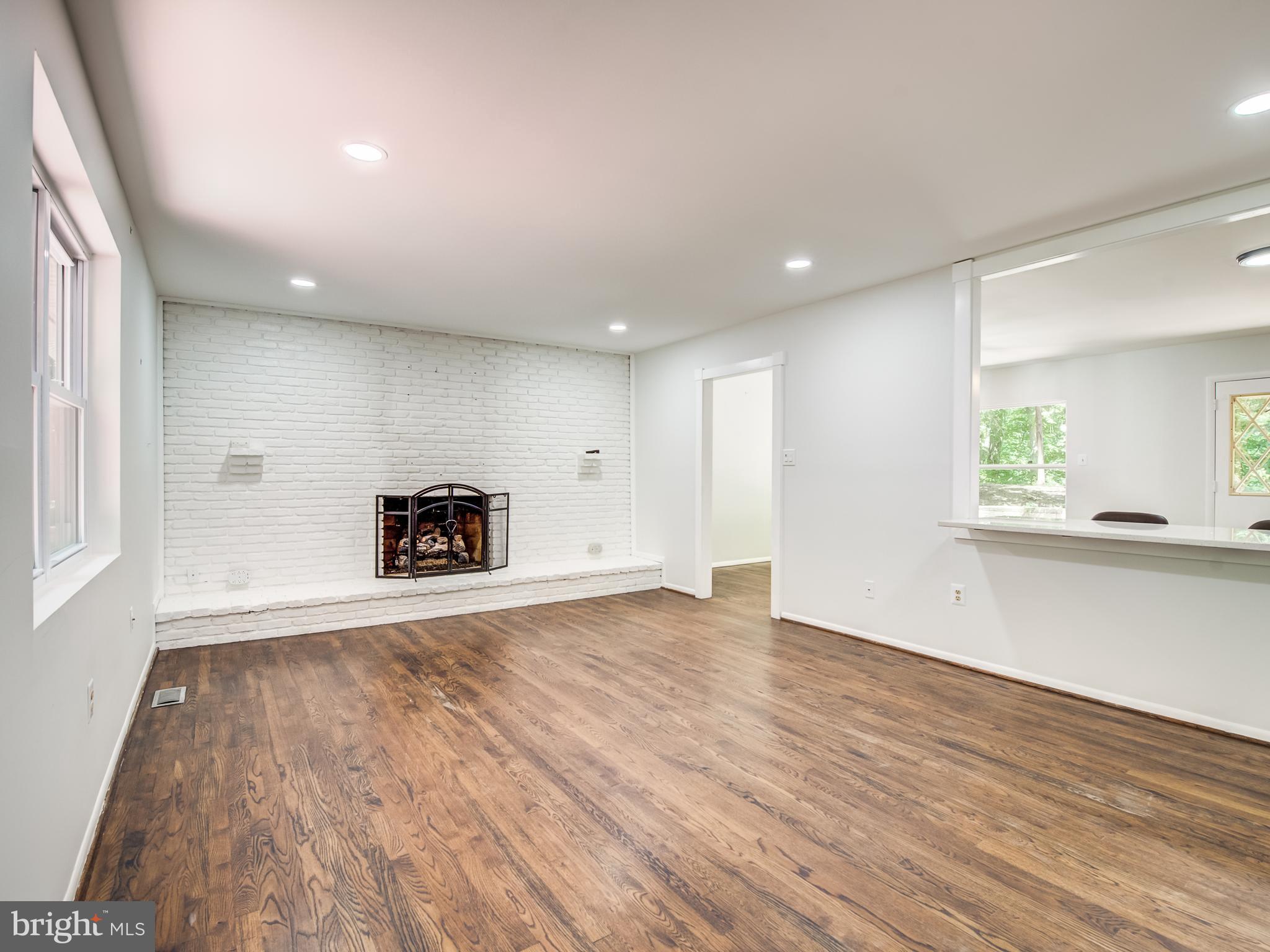 3330 Holland Cliffs Road Huntingtown, MD 20639 - Photo 4 of 64 Open Concept, Living Room w/gas F/P, recessed lts.
