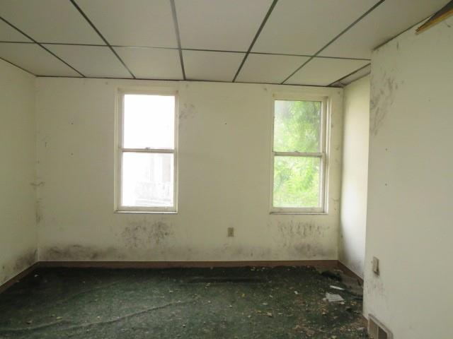 1009 Chartiers Avenue McKees Rocks, PA 15136 - Photo 10 of 21